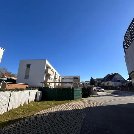 Apartment Urban Comfort Mit Balkon Und Tiefgarage