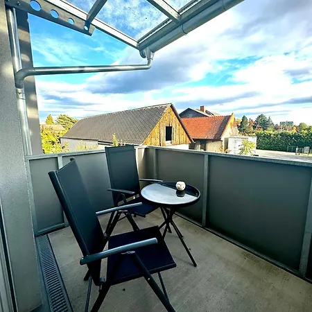 Urban Comfort Mit Balkon Und Tiefgarage アパート