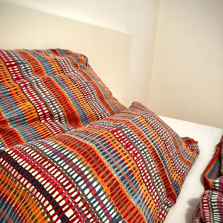 Urban Comfort Mit Balkon Und Tiefgarage * グラーツ