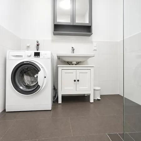 Apartment Urban Comfort Mit Balkon Und Tiefgarage *