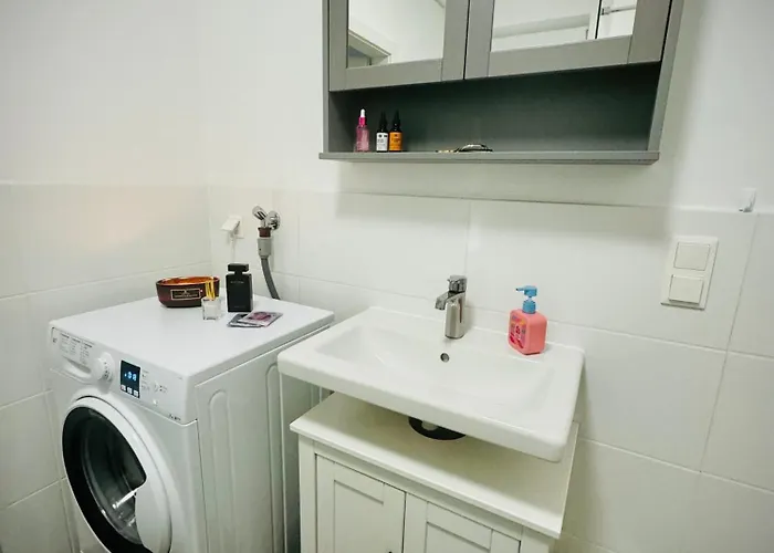 Apartment Urban Comfort Mit Balkon Und Tiefgarage Graz