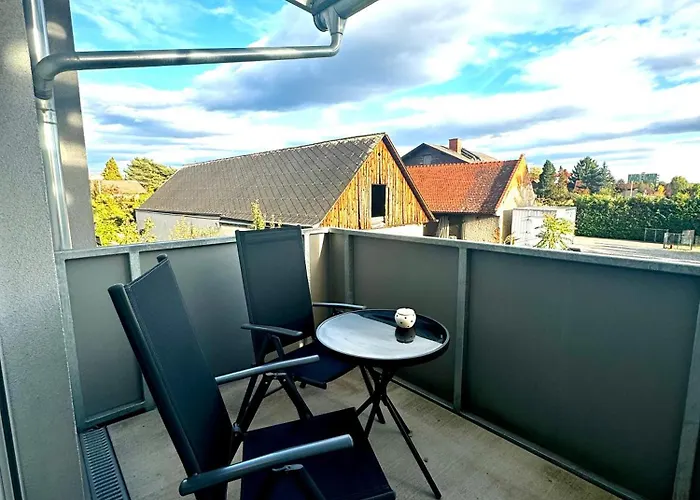 Urban Comfort Mit Balkon Und Tiefgarage Apartment